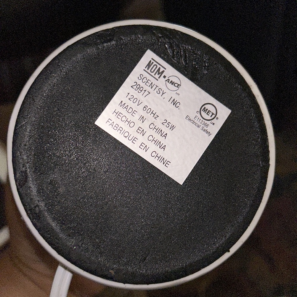 Scentsy tree wax warmer - Picture 8 of 8